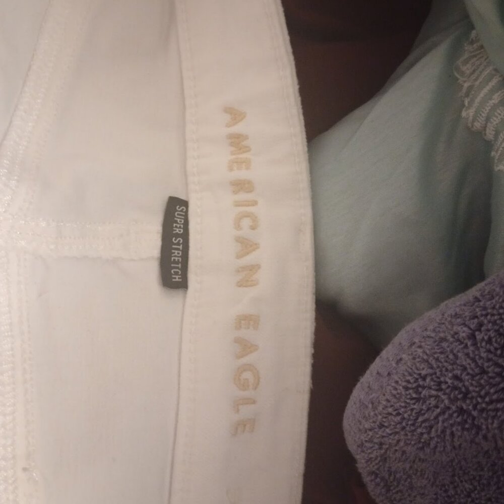 American Eagle white cut off shorts - Picture 6 of 6